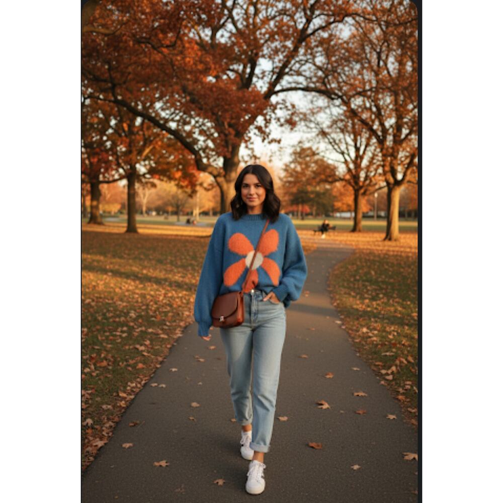 NWT Easel Los Angelos Warm Mohair Blue w/‎ Orange Daisy Pullover Sweater Sz M